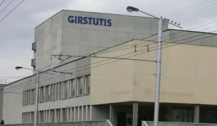 Statybininkai raginami paspartinti "Girstučio" rekonstrukciją