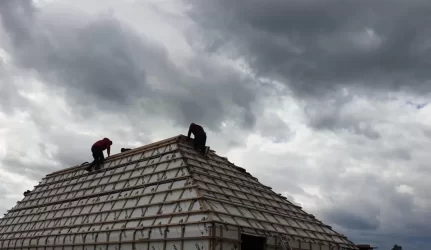 Nepaisant draudimų, gyvenviečių statybų bumas tęsiasi