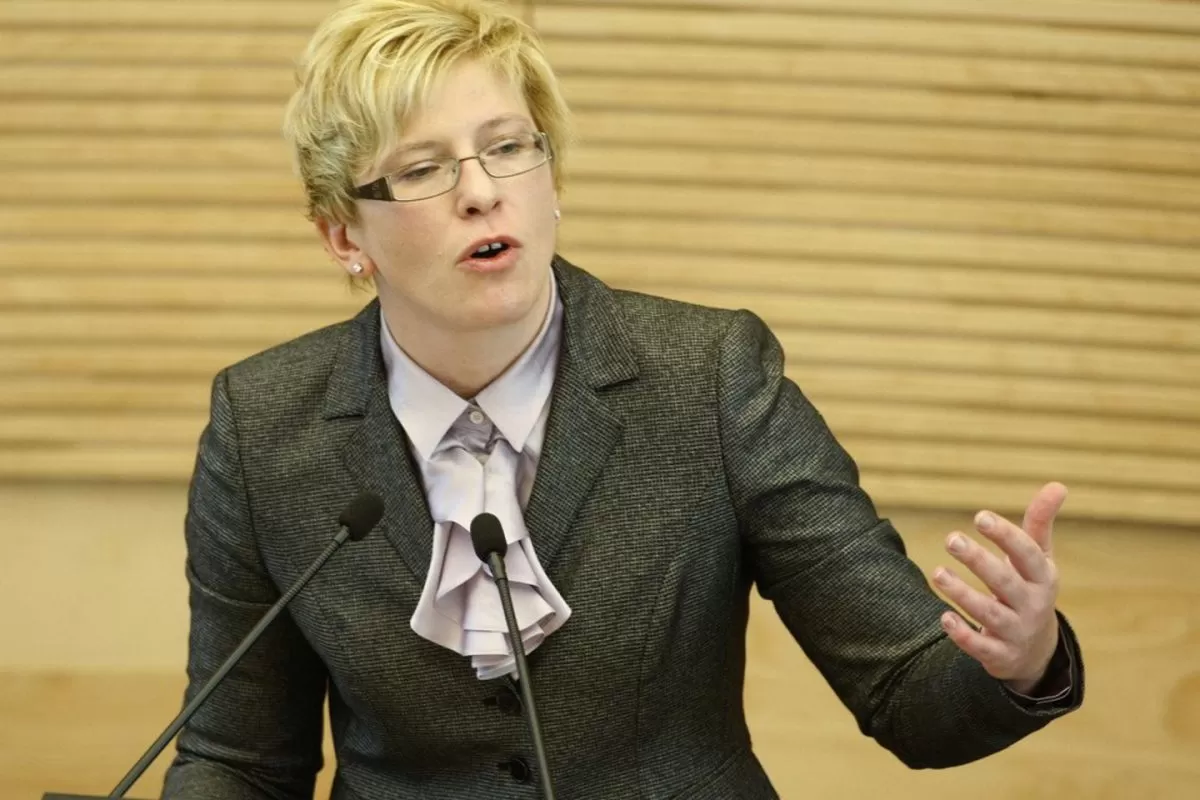 I.Šimonytė: gyventojų nekilnojamojo turto mokesčio 2011 metais nebus