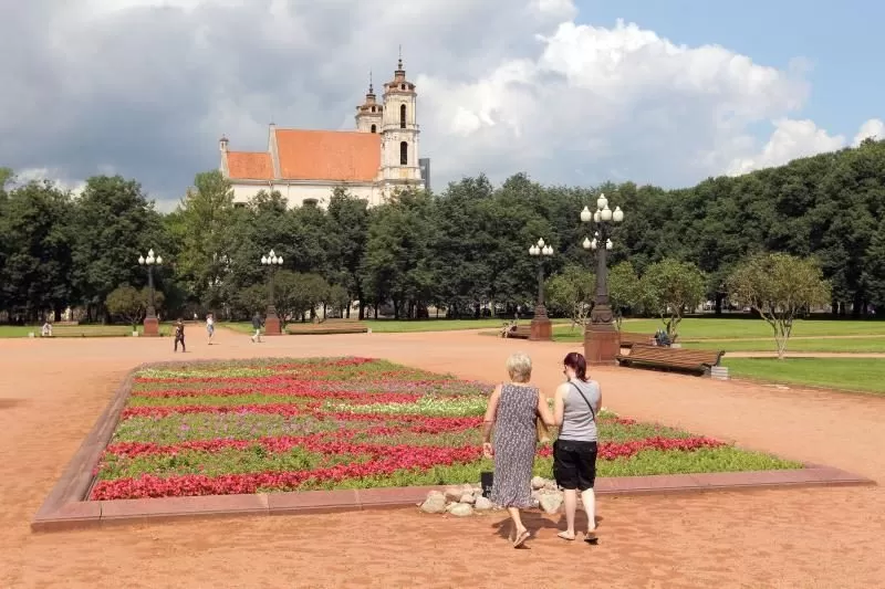 Trys konkursai dėl vienos Lukiškių aikštės