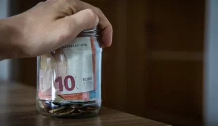 Bankininkai: būsto paskolų augimas tik pajudėjo