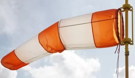 Gyventojai norėtų, kad daugiau elektros gamintų vėjas