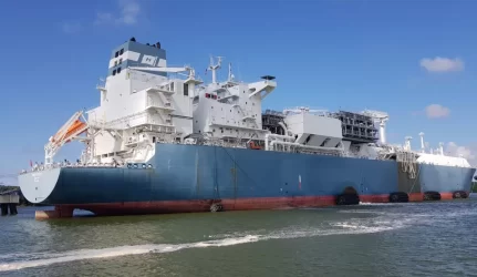 Baltarusiai atvyksta apžiūrėti galimas vietas dujų terminalui