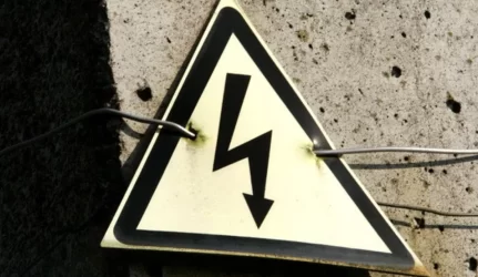 Atnaujintas elektros tiekimas Prienuose