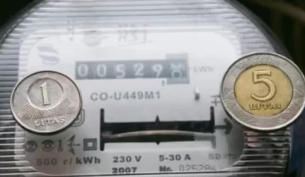 Patvirtinta: elektra gyventojams nebrangs