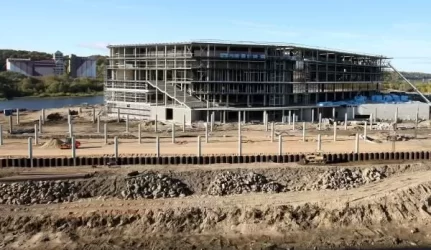 Žalgirio arenos statybos darbų terminai nebus keičiami