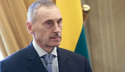 A.Sekmokas nebepasitiki A.Vidžiūno pusbroliu