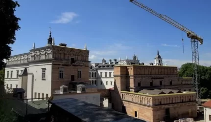 Vyriausybė toliau svarstys siūlymą Valdovų rūmų atkūrimą paskelbti valstybinės svarbos projektu