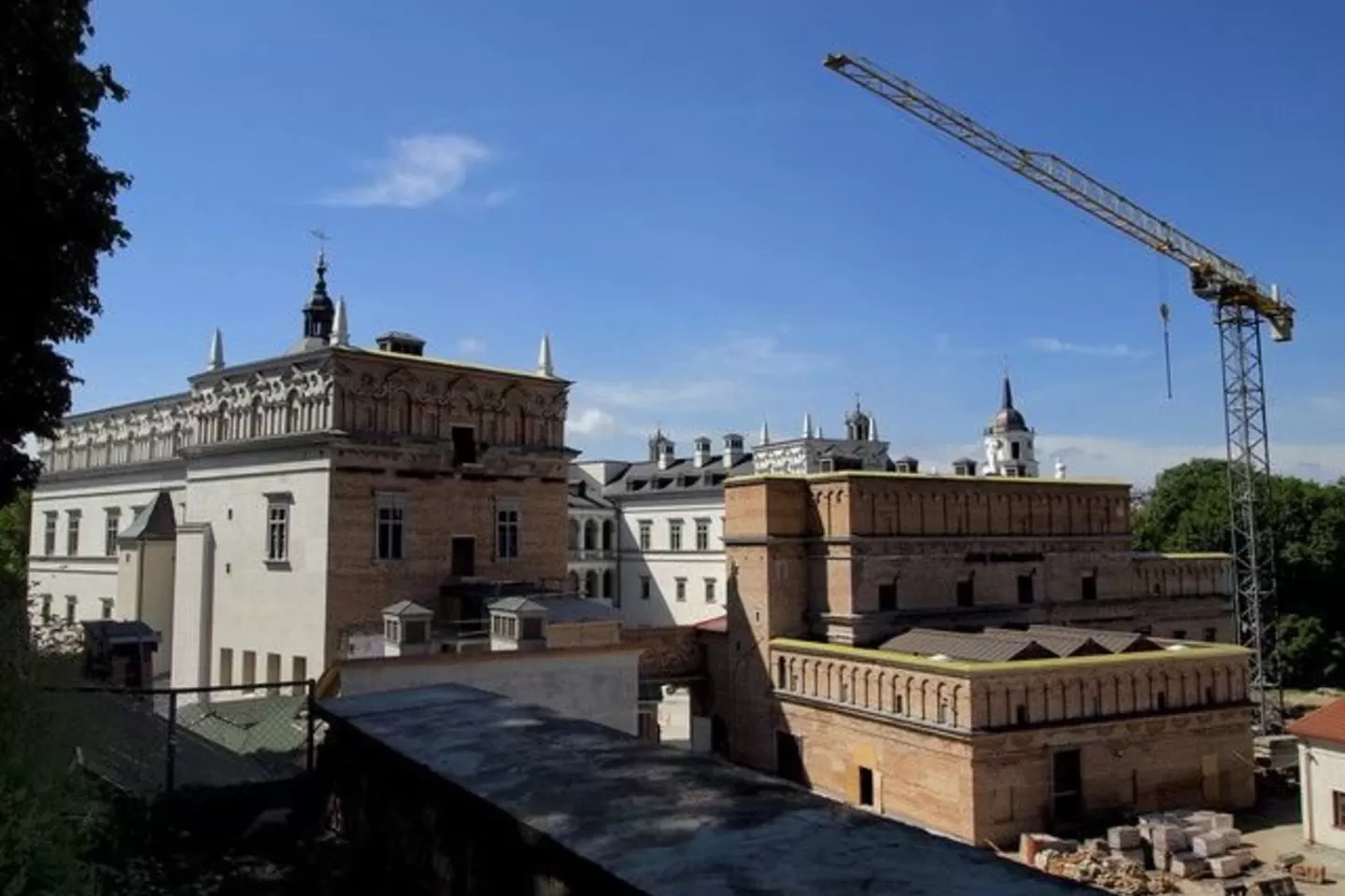 Vyriausybė toliau svarstys siūlymą Valdovų rūmų atkūrimą paskelbti valstybinės svarbos projektu