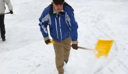 Sniego kasėjų įkainiai didėja, sudarinėjamos užsakovų eilės
