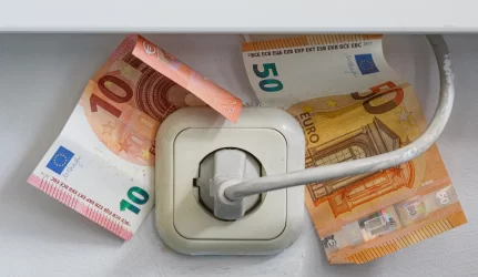 Prancūzė už elektrą gavo beveik 90 tūkst. eurų sąskaitą