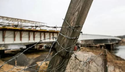 Į Vyriausybės rūmus už kelis šimtus tūkstančių litų ties naują tiltelį