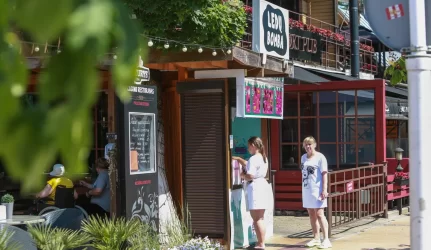 Kunigo būstas apkarto