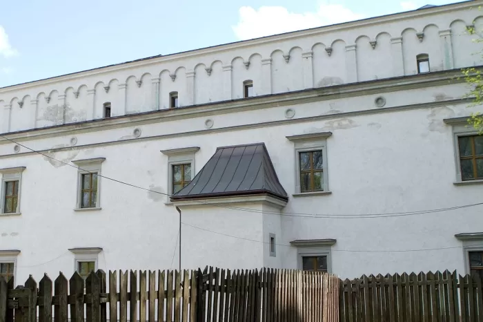 Deramasi dėl Valdovų rūmų rangos sutarties nutraukimo