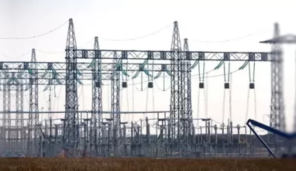 Milijonai – tik saviems