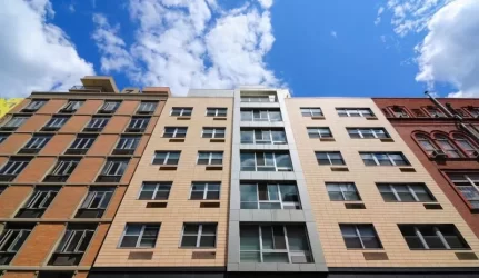 Gyventojai pradėjo pirkti brangesnį būstą