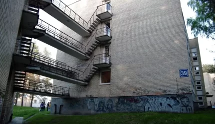 Būsimųjų studentų dilema – gyventi bute ar bendrabutyje