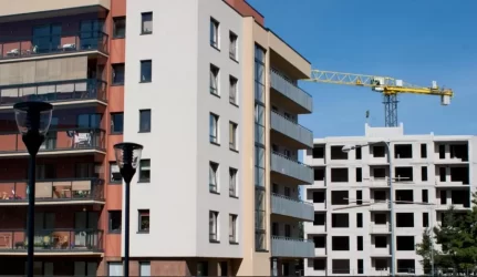 Būsto kainos kyla nežymiai