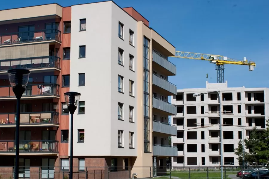 Būsto kainos kyla nežymiai