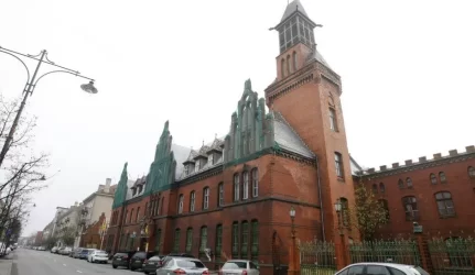 Klaipėdos savivaldybė aukcione pardavė daugiabutį