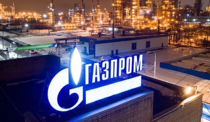 Premjeras: “Gazprom” turės dujas piginti 30 proc.