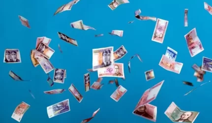 Analitikai: fiksuoti kredito palūkanas jau per vėlu