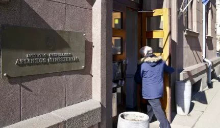 Seimas stengiasi užbaigti žemės grąžinimą