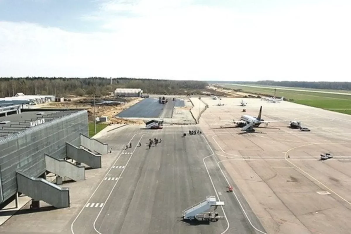 Oro uostui plėstis trukdo kaimynų užkardos