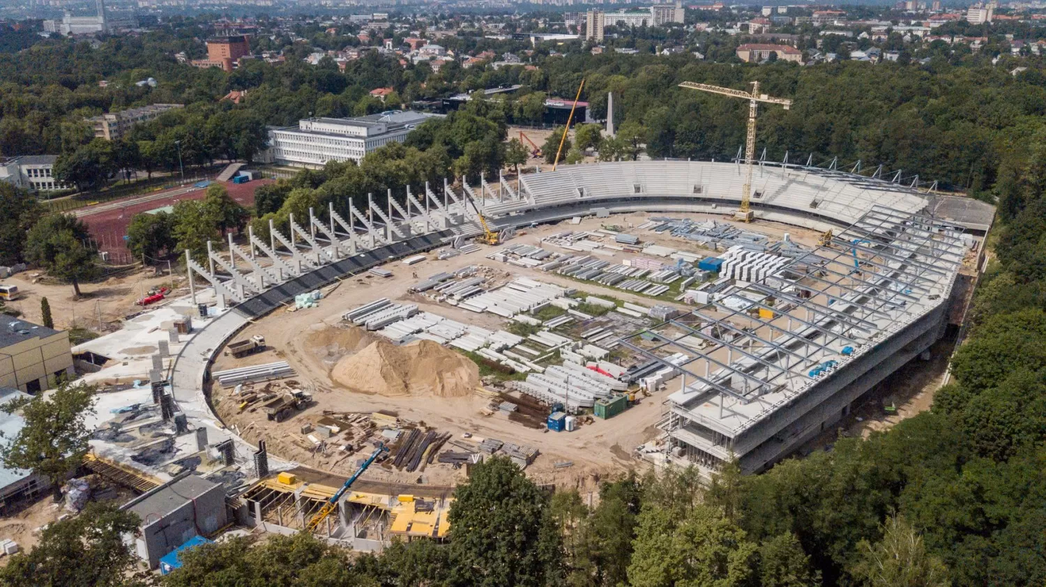 Ar Kauno stadionas išbris iš purvyno?
