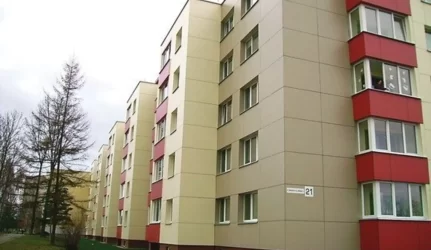 Daugiabutis atnaujintas, o bėdų – per akis