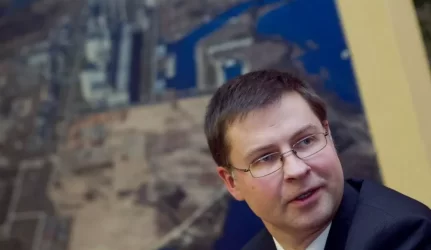 V. Dombrovskis: VAE pabaigsime ir be Lenkijos