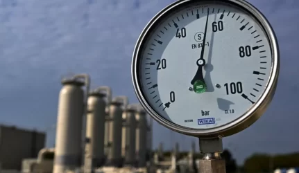 Prašo paaiškinti, kodėl nesiderėta dėl pigesnių dujų