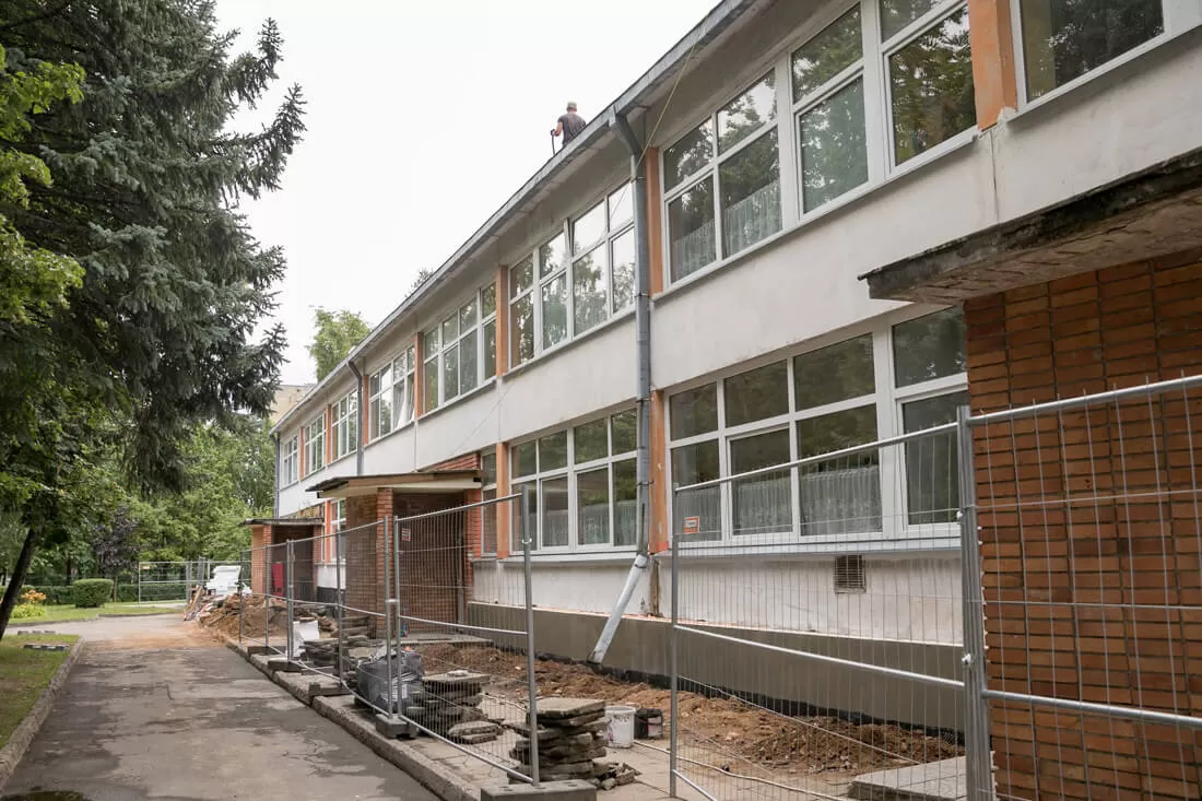 Visos sostinės mokyklos remontą baigs laiku, šiemet didieji rekonstrukcijų projektai vykdomi rekordiniame skaičiuje įstaigų
