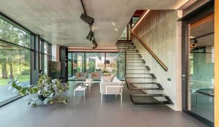 Turtuolių namai: povandeniniai kambariai, kazino, nuosavas prekybos centras