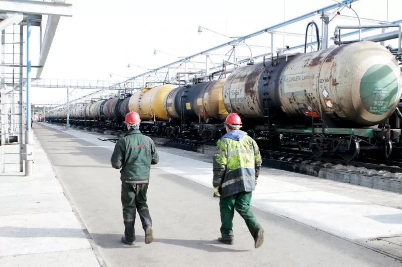 AB „Klaipėdos nafta“ steigs dukterinę bendrovę