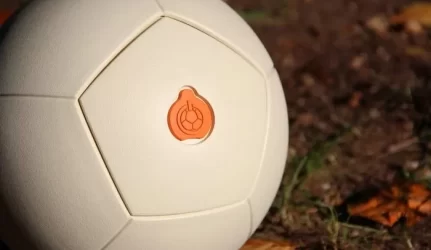 Elektros energiją generuojantis kamuolys