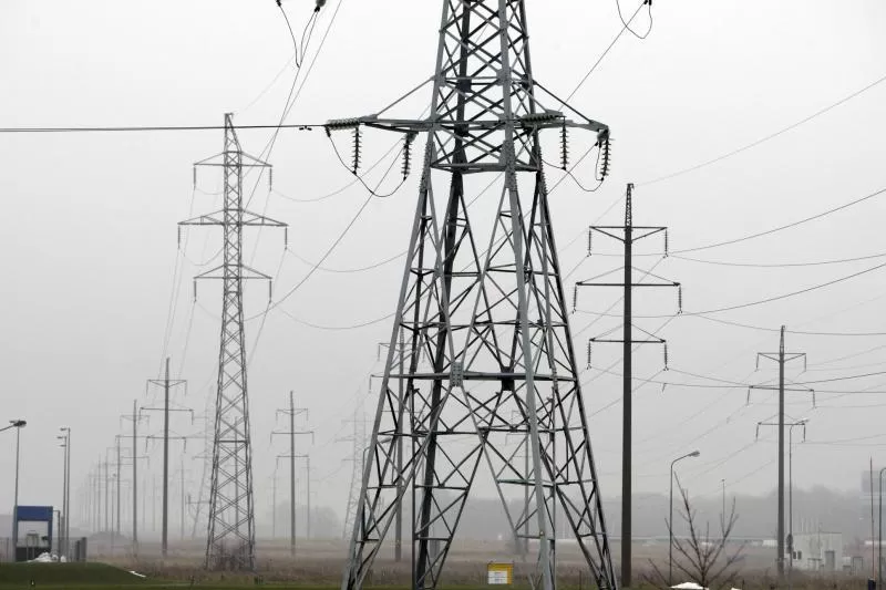 LESTO nutiesė pirmą Lietuvoje 35 kV įtampos požeminę elektros liniją
