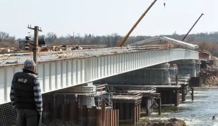Panemunės tilto statybos darbai vykdomi pagal grafiką