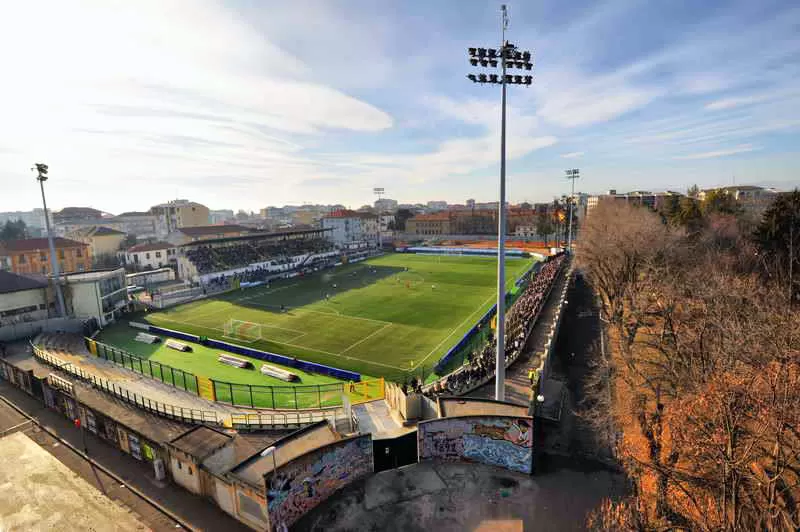 Pro vercelli stadionas aptvėrimas