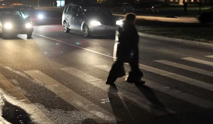 Baltų prospektas apšvietimas