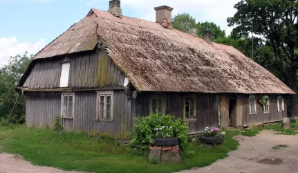 Tradicinei kaimo architektūrai skirtą leidinių seriją papildė studija apie Žemaitiją