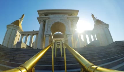 balto marmuro pastatai