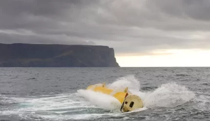 jūros bangų elektrinė