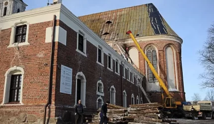 Tytuvėnų bažnyčios stogas