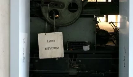 Gali tekti uždaryti daugiau nei pusę sostinės liftų