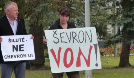 „Chevron“ įmonė ieškos naftos, bendruomenė nerimauja dėl skalūnų dujų