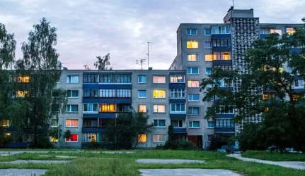 Nekilnojamasis turtas: pirkti dabar ar dar laukti?