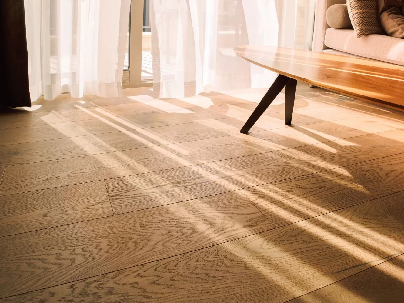 Medinės grindys – stilingas namų interjero komponentas