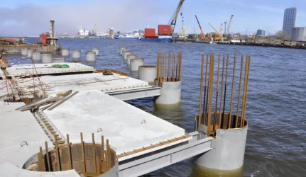 Klaipėdoje pastatyta naujo terminalo krantinė