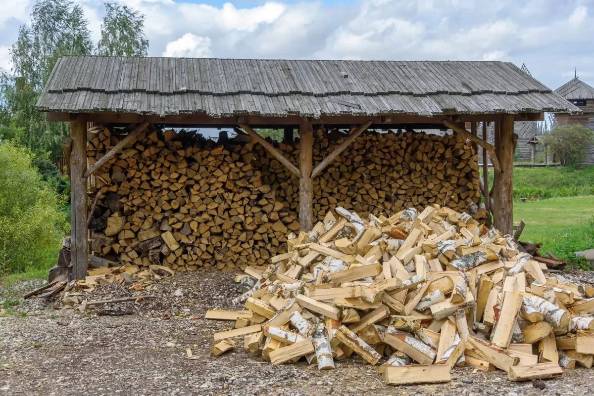 Šildymas pinga, bet toli gražu ne visiems